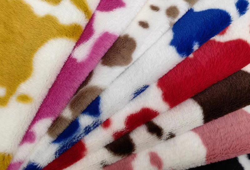 Tessuto peluche stampato in pelliccia di coniglio di mucca da 500 mg * 160 cm