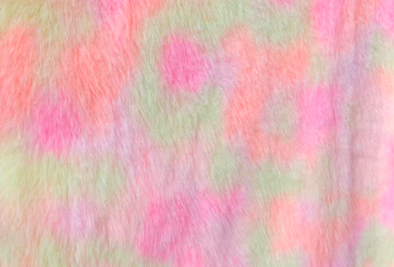 Tessuto in finto visone color arcobaleno con stampa visone europeo da 500 g/m² Tessuto in finto visone color arcobaleno con stampa visone europeo da 500 g/m²