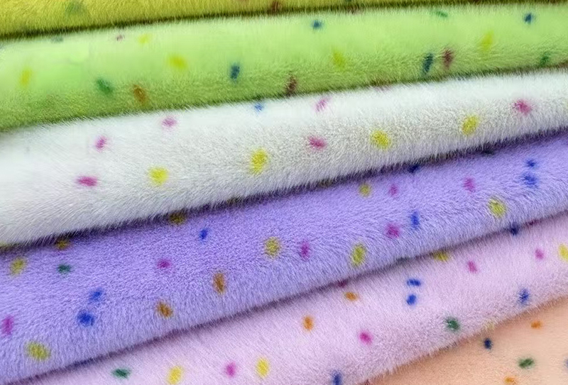 Puro poliestere stampa finto visone con pois colorati